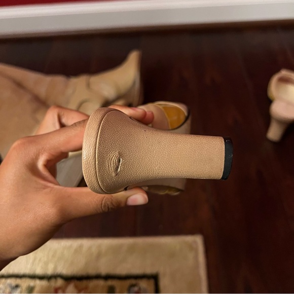 ￼ Balenciaga kitten heels with bow - Picture 4 of 7